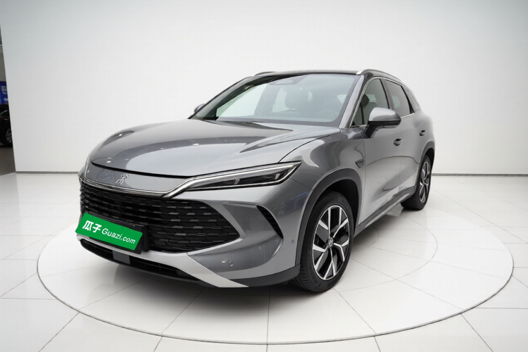 BYD SongL DM-i 2025 car image #2