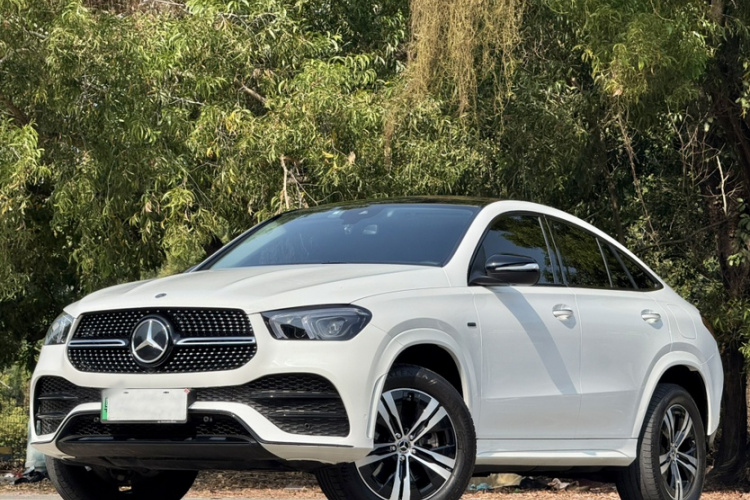 奔驰 奔驰GLE轿跑新能源 2021 汽车图片 #2