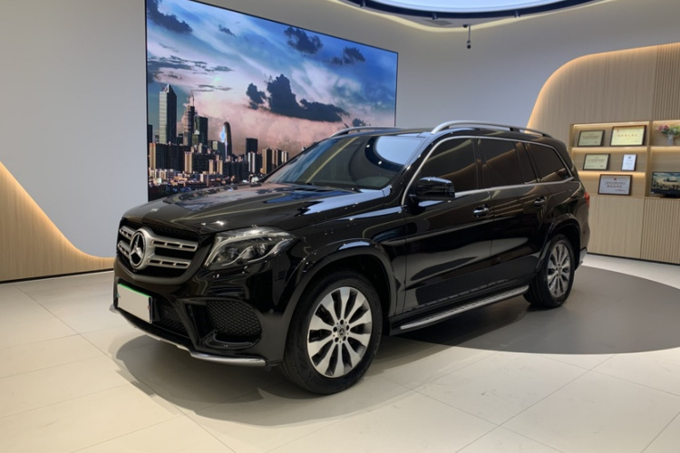 Mercedes-Benz GLS Class 2018 car image #2