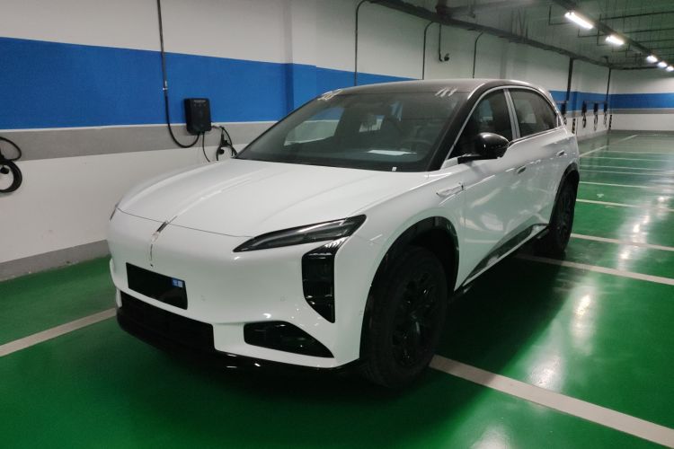 HongQi TianGong 08 2025 car image #2