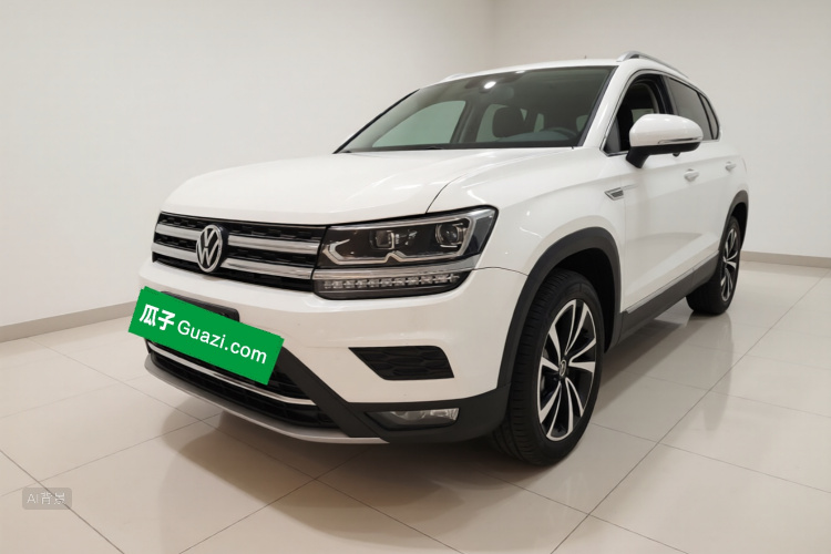 Volkswagen Tharu 2021 car image #2