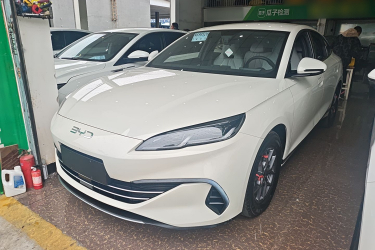 BYD Seal 06 New Energy 2024 car image #2