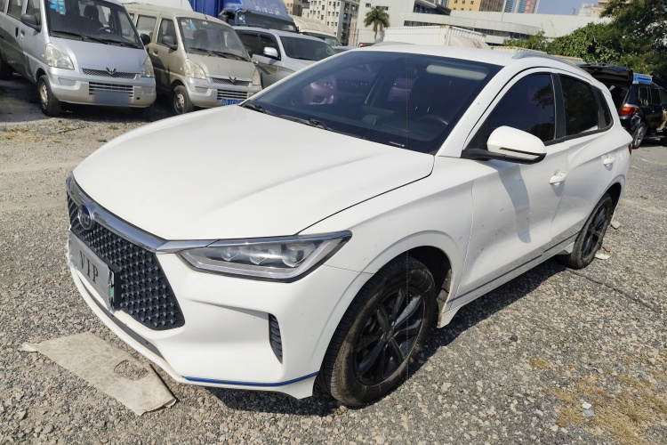 BYD e2 2021 #2 BYD e2 2021 صورة سيارة #2