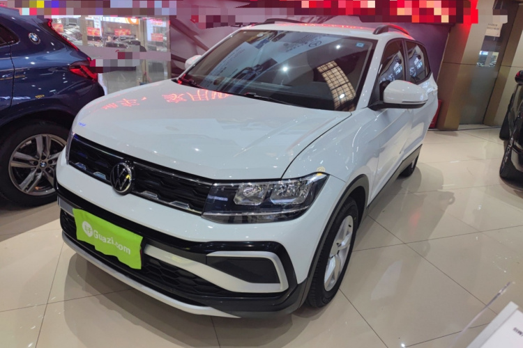 Volkswagen T-Cross 2023 car image #2