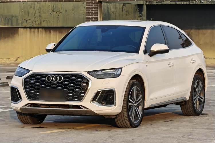 Audi Q5L Sportback 2021 #2 Audi Q5L Sportback 2021 immagine di auto #2