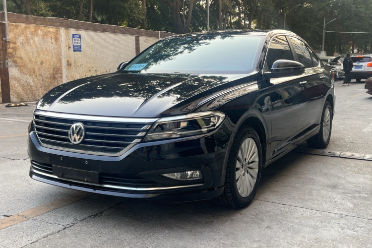 Volkswagen Lavida 2019 car image #2