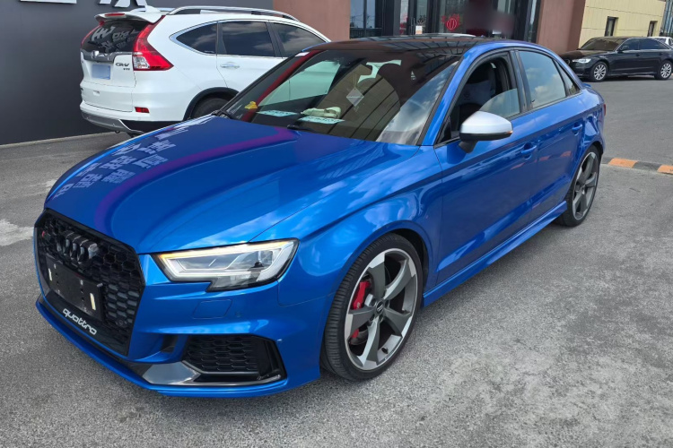 Audi RS 3 2019 car image #2
