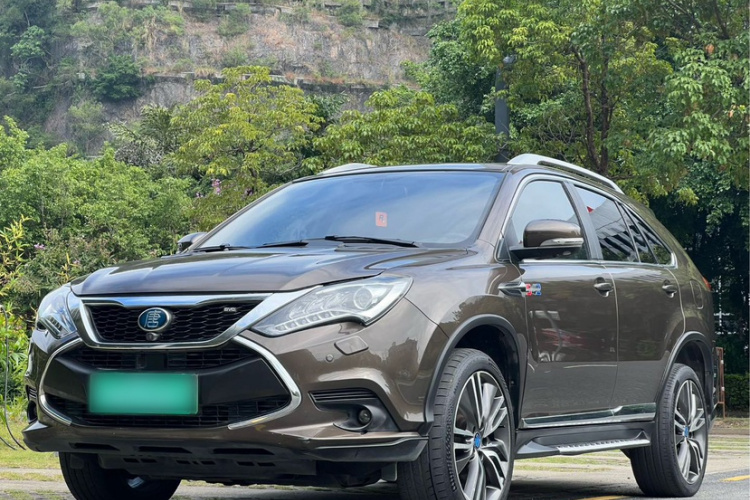 BYD Tang New Energy 2018 car image #2