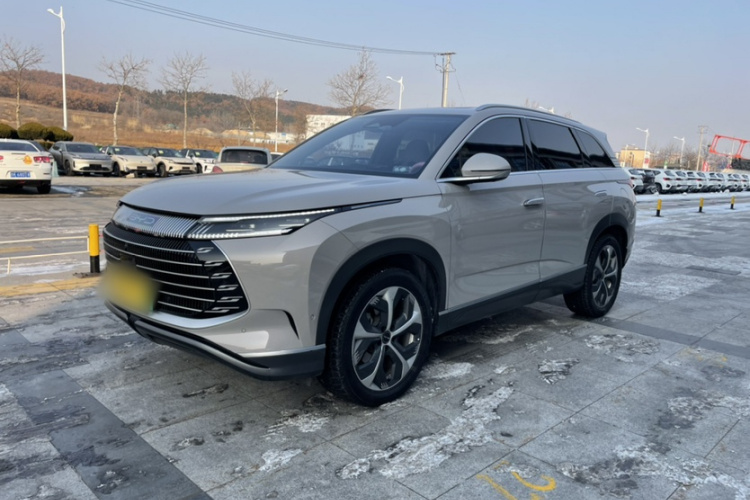 BYD Frigate 07 2023 immagine di auto #2