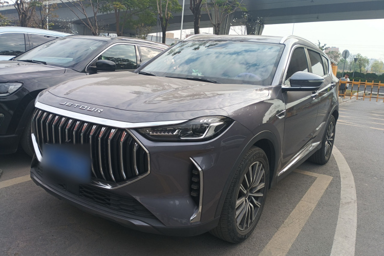 Jetour X70 PLUS 2023 car image #2