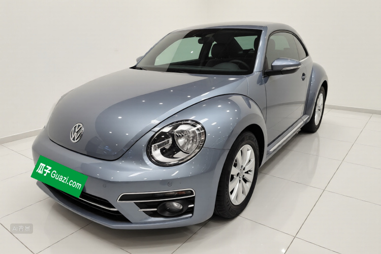 Volkswagen Beetle 2018 immagine di auto #2