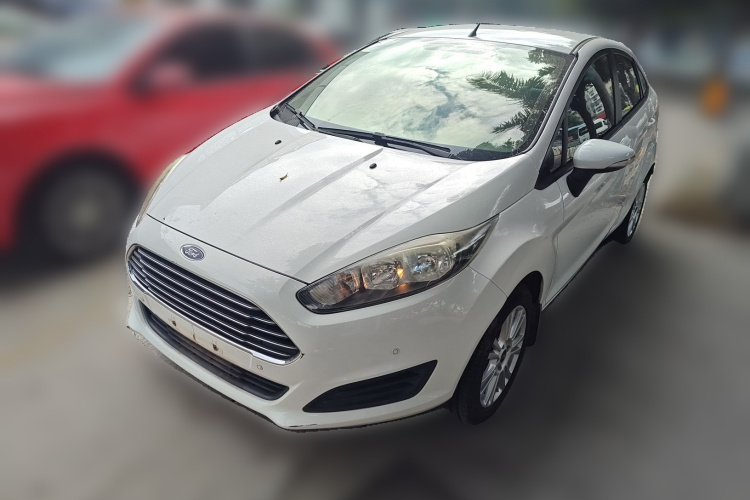 Ford Fiesta 2014 car image #2
