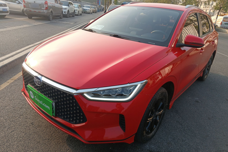 BYD e2 2020 изображение автомобиля #2