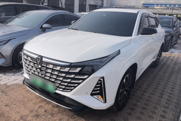 Changan UNI-Z PHEV 2024 car image #2