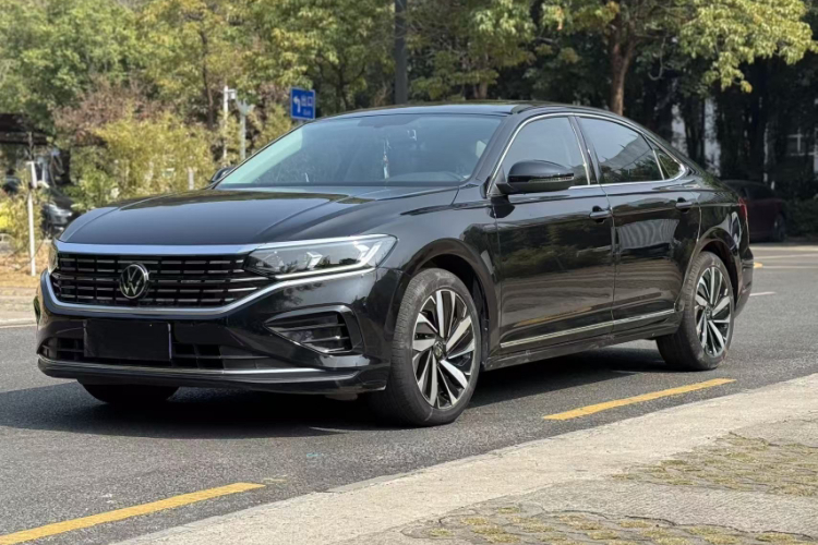 Volkswagen Passat 2023 #2 Volkswagen Passat 2023 immagine di auto #2