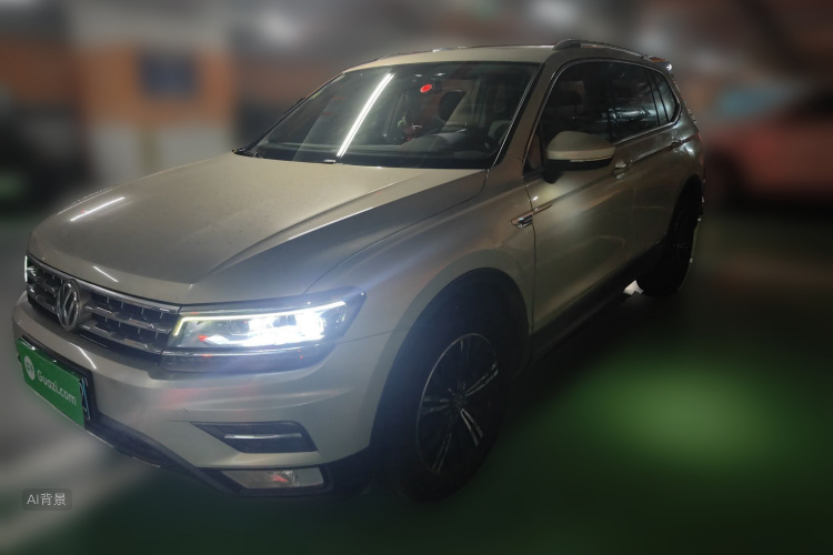 Volkswagen Tiguan L 2017 car image #2