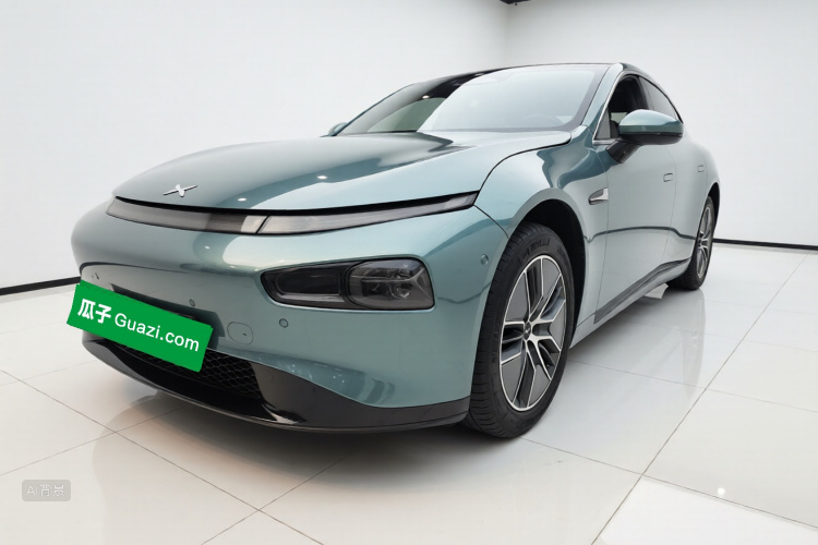 小鹏 小鹏P7 2023 汽车图片 #2