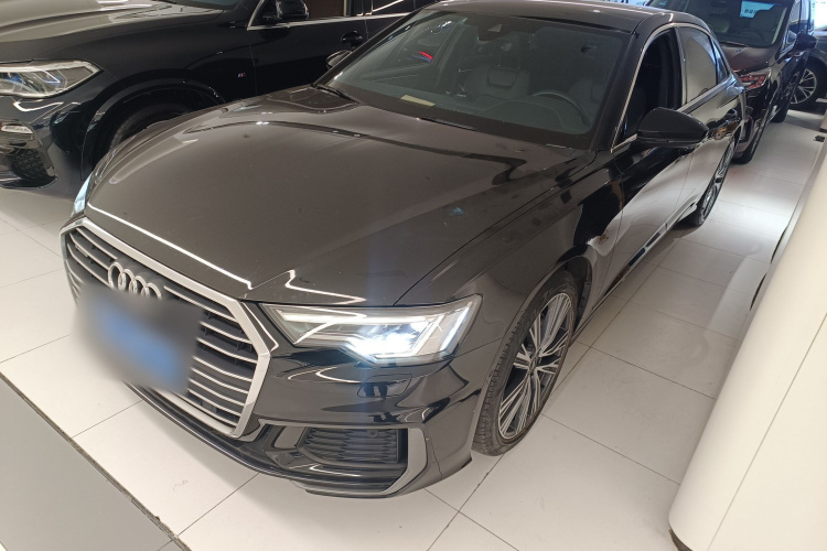 Audi A6L 2022 car image #2