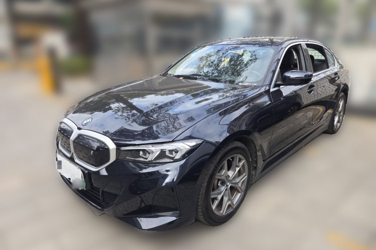 BMW i3 2022 car image #2