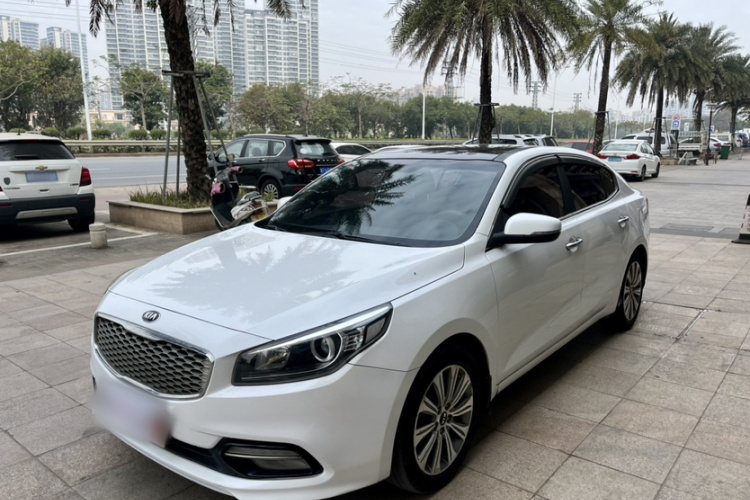 起亚 起亚K4 2016 汽车图片 #2