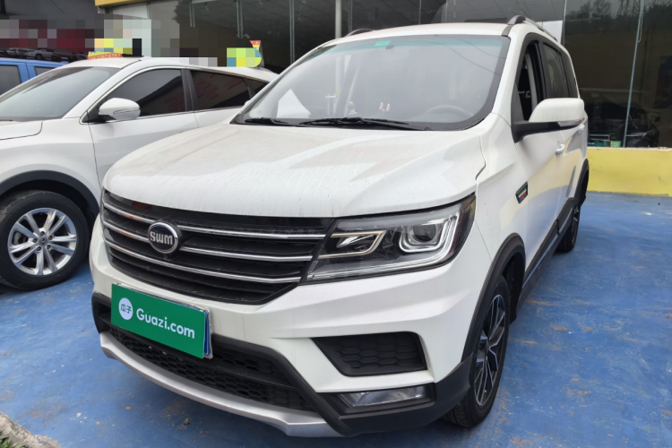 SWM X3 2021 صورة سيارة #2