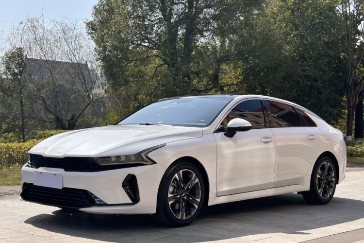 起亚 起亚K5 2022 汽车图片 #2