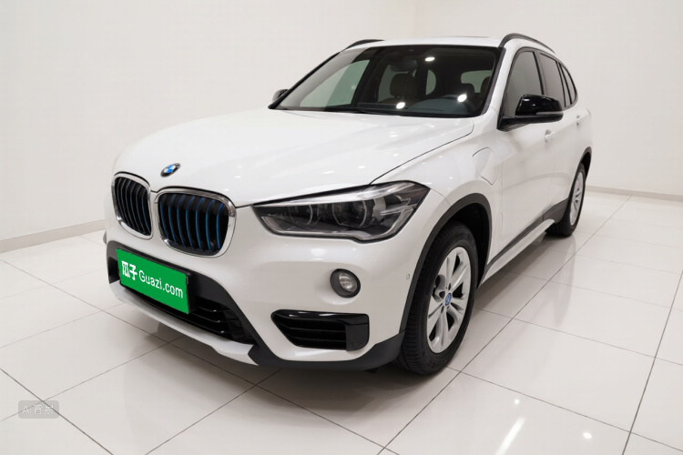 BMW X1 New Energy 2019 #2 BMW X1 New Energy 2019 immagine di auto #2