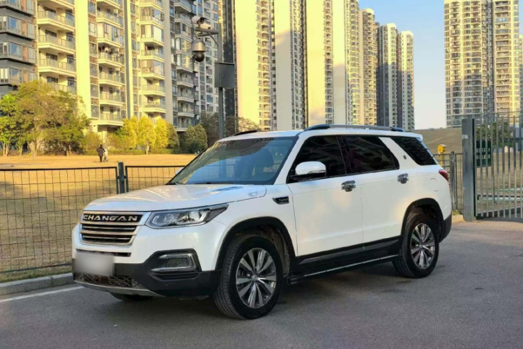 Changan CS95 2017 car image #2