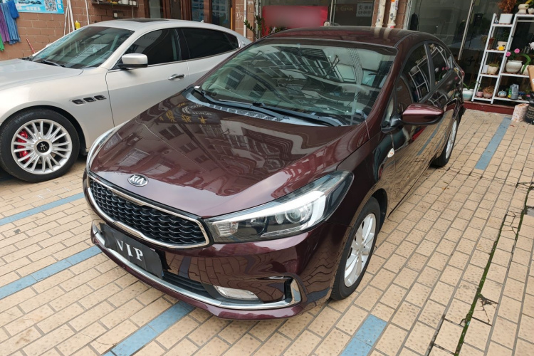 Kia K3 2016 car image #2