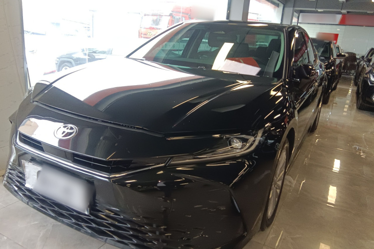 Toyota Camry 2024 #2 Toyota Camry 2024 car image #2