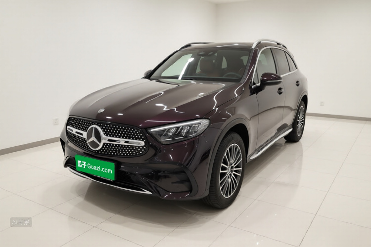 Mercedes-Benz GLC Class 2024 immagine di auto #2