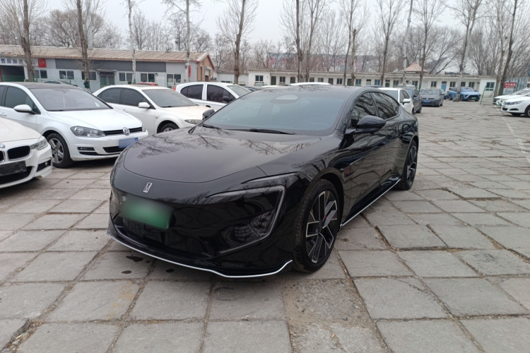 Avatr 12 2024 car image #2