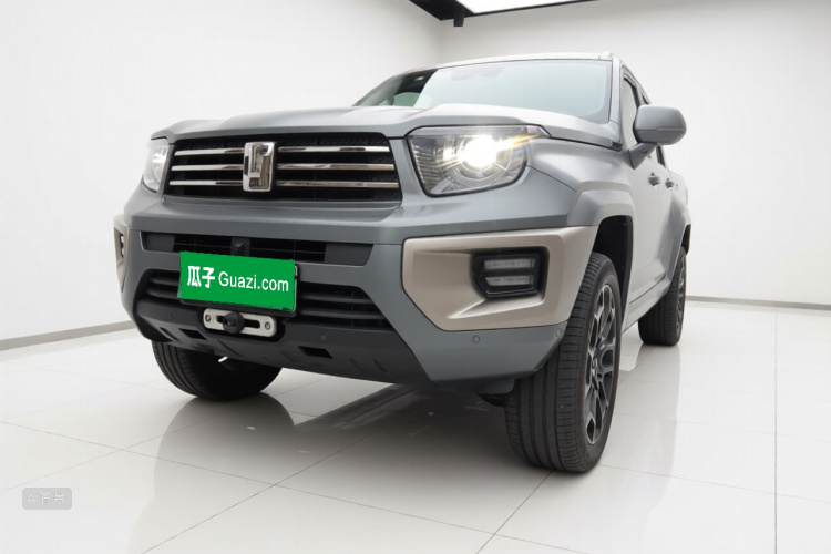 Tank 700 New Energy 2024 car image #2