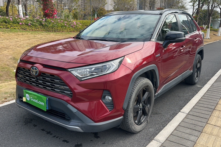 Toyota RAV4 2020 car image #2