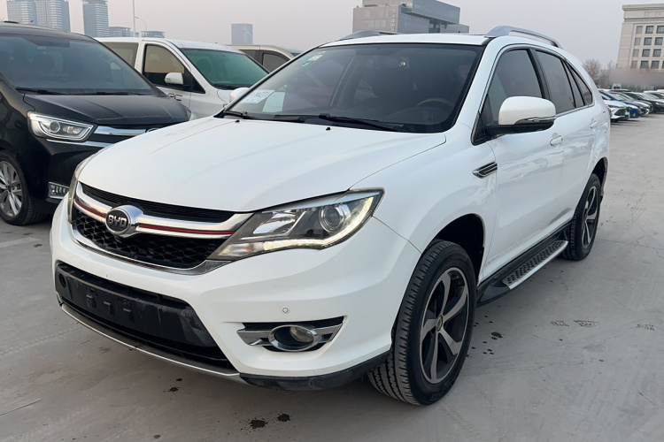 BYD S7 2017 car image #2