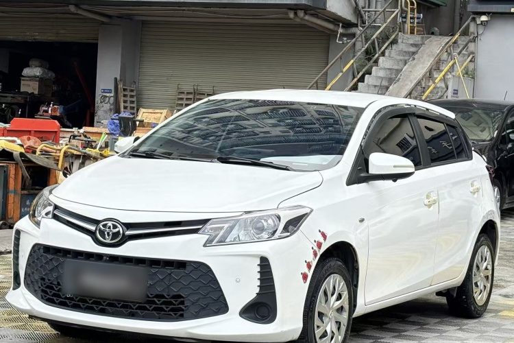 Toyota Vios FS 2022 immagine di auto #2