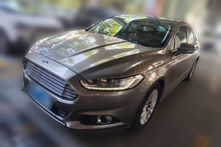Ford Mondeo 2015 car image #2