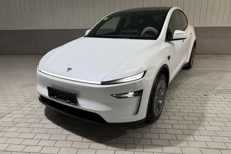 特斯拉 Model Y L 2025 汽车图片 #2