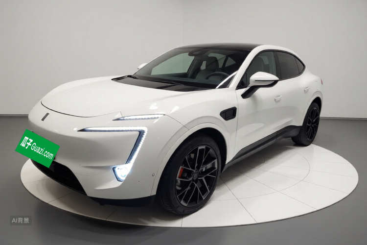 Avatr 11 2023 #2 Avatr 11 2023 car image #2