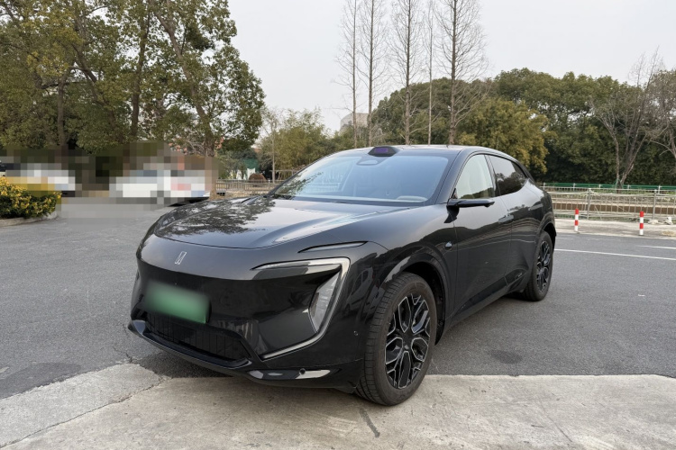 Avatr 07 2025 car image #2