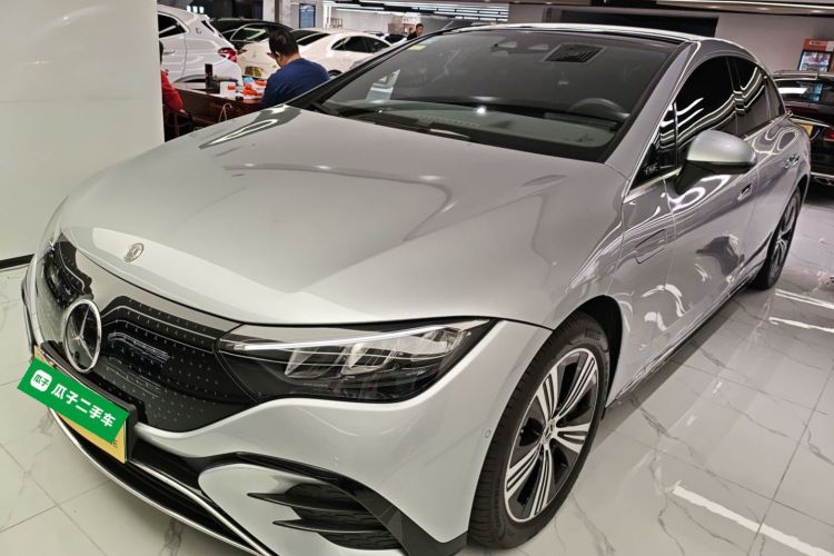 Mercedes-Benz EQE Class 2023 car image #2