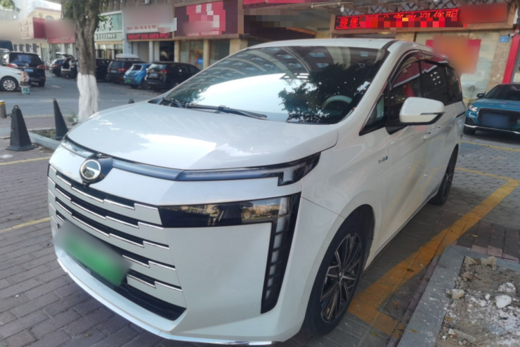 GAC Trumpchi E8 New Energy 2023 car image #2