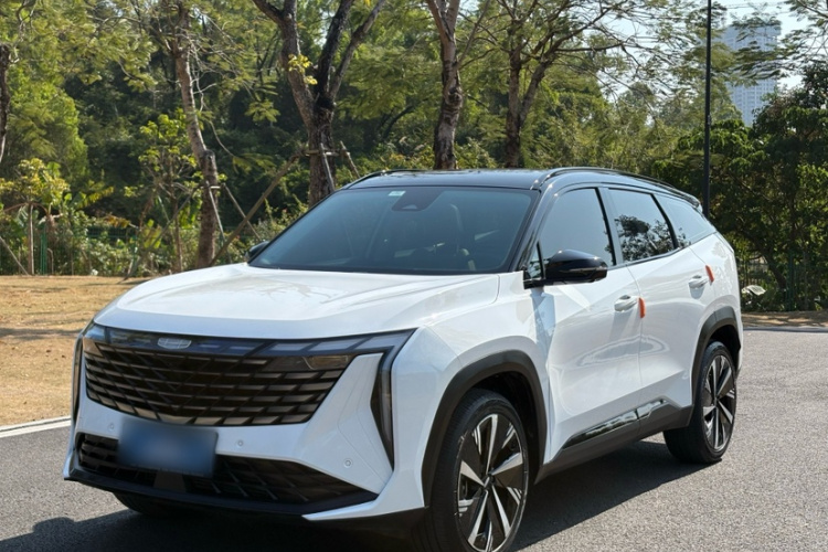 GEELY Boyue L 2024 car image #2