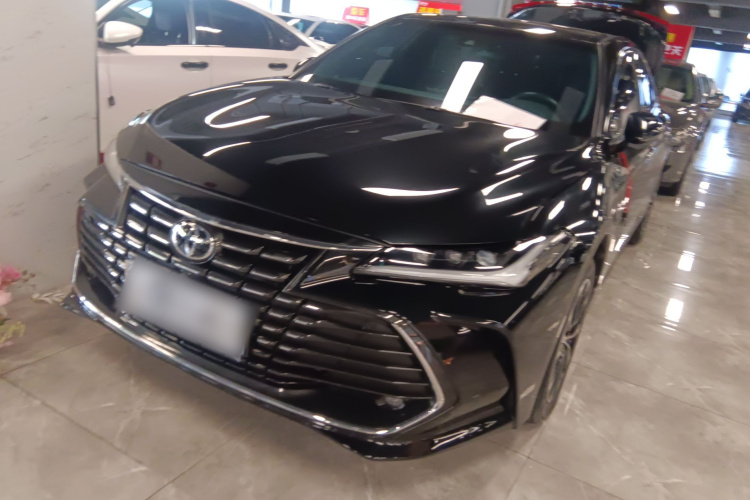 Toyota Avalon 2024 car image #2