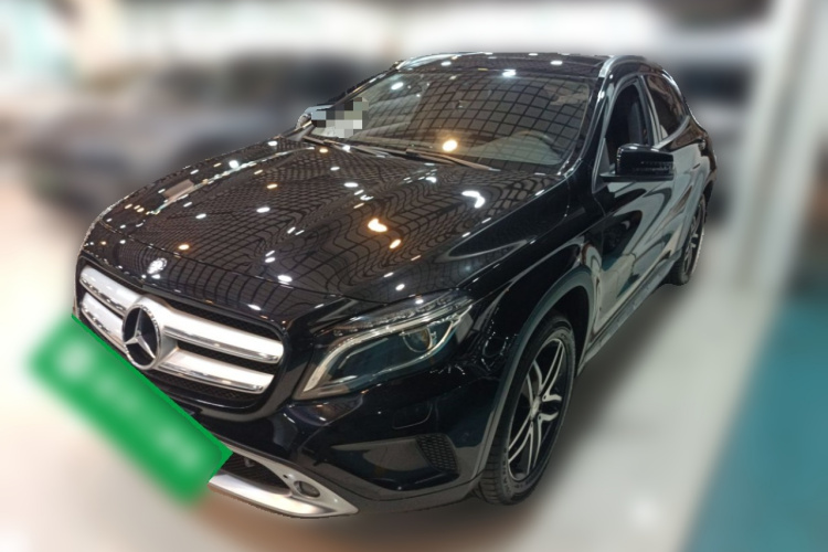 Mercedes-Benz GLA Class 2016 immagine di auto #2