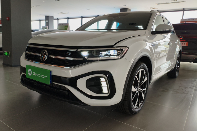 T-Roc 2025 car image #2