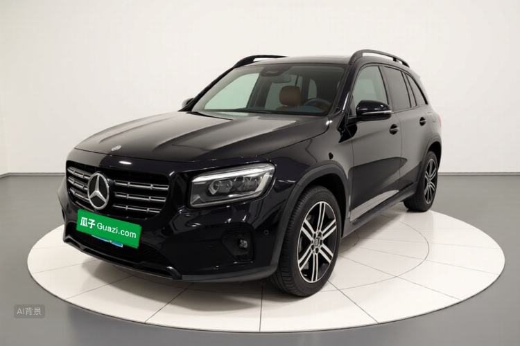 Mercedes-Benz GLB Class 2025 car image #2