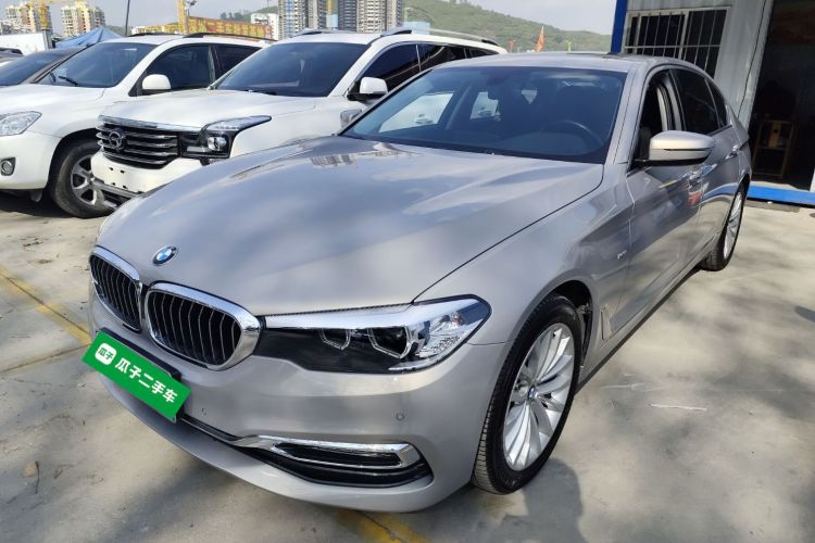 BMW 5 Series 2018 #2 BMW 5 Series 2018 car image #2