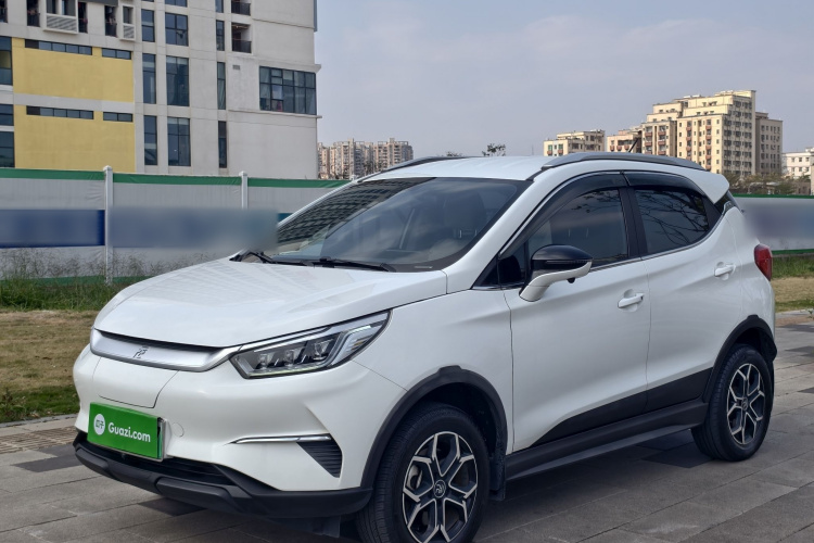 BYD Yuan Pro 2022 immagine di auto #2