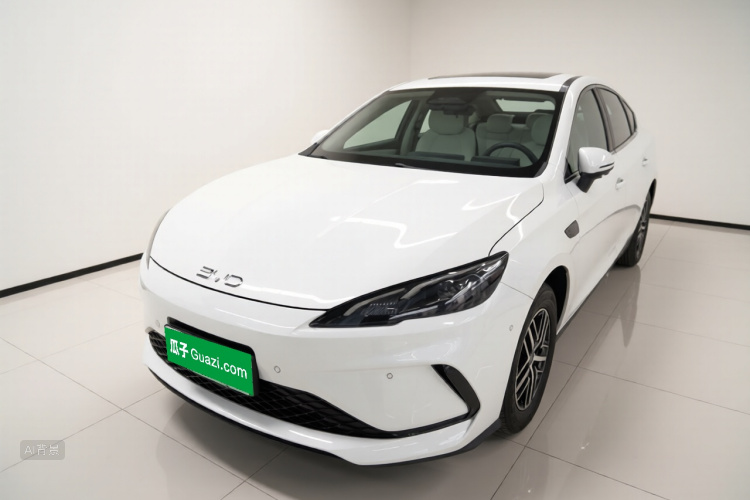 BYD Seal 05 DM-i 2025 car image #2